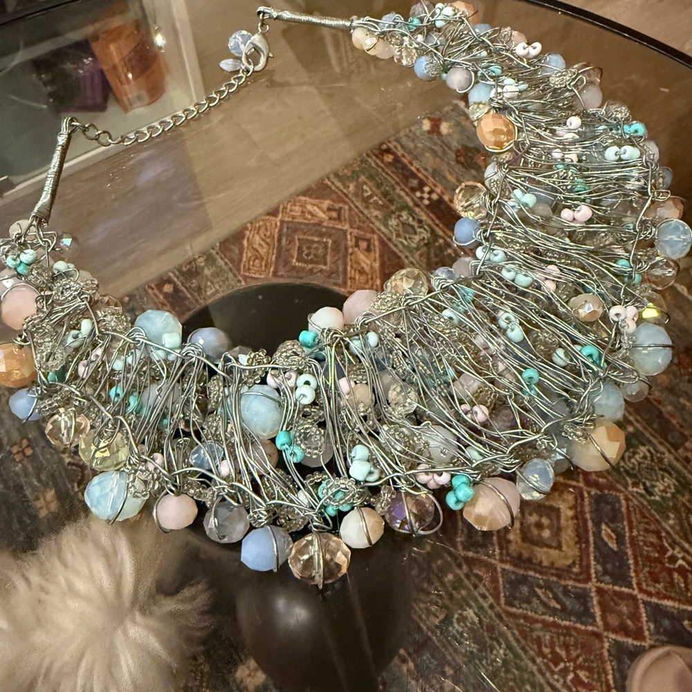 Aldo Elegant Pastel Multicolor Statement Necklace - Picture 2 of 3